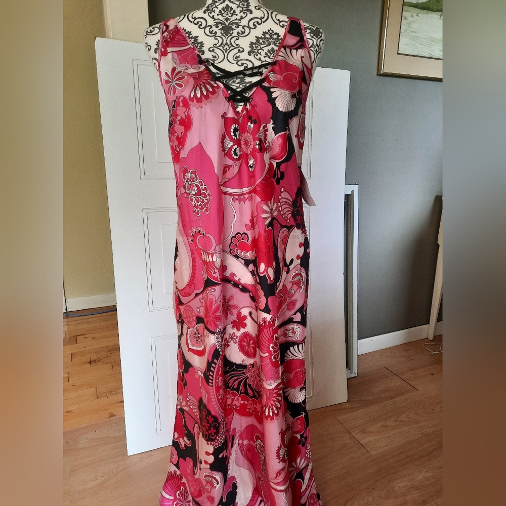 August Silk NWT lingerie